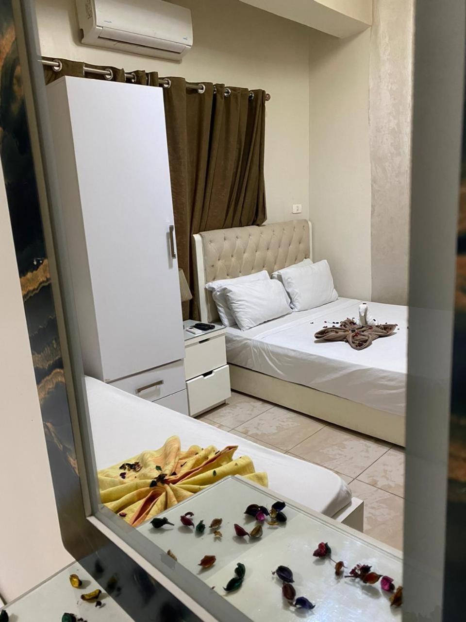 بيت شباب New Abdeen Palace *
